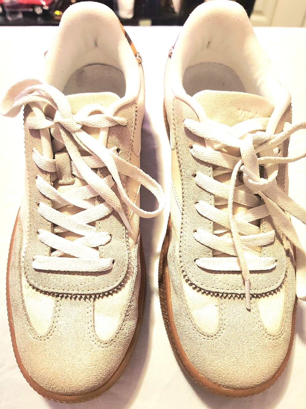 VILANVA Beige/White/Brown Animal Print Low Top Lace-Up Men’s Athletic Sneakers